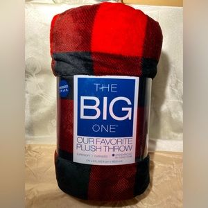 The BIG ONE OVERSIZED SOFT THROW BLANKET